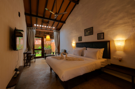Khandya Aangan room at Lemongrass Nest, named after the kingfisher